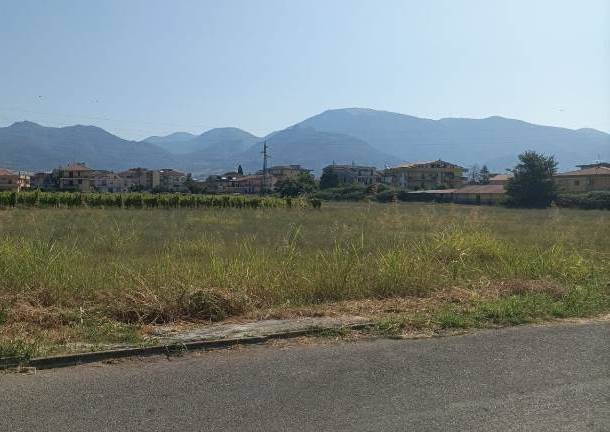 Terreno a Montecorvino rovella in Via Giuseppe D'Aiutolo - Foto 5
