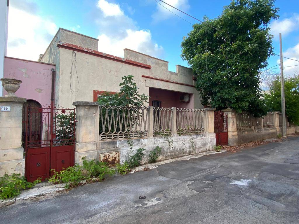 Villa a Salve in Via Vittorio Veneto, 80 - Foto 3