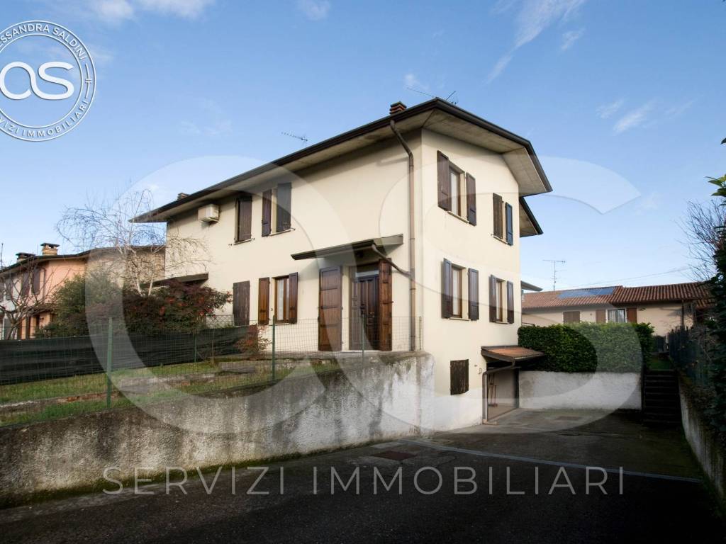 Villa a Pavone del mella in Via Don Giovanni Minzoni, 11 - Foto 2
