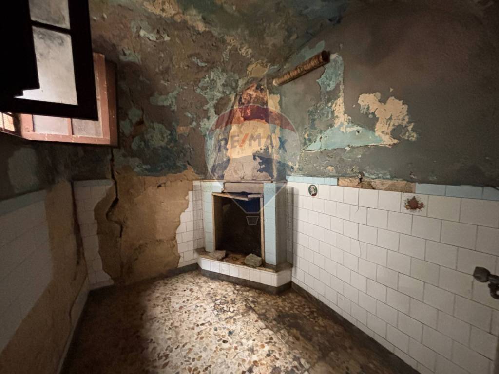 Casa indipendente a Latiano in Via Caduti D'Africa, 55 - Foto 5