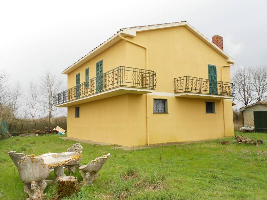 Villa a Onano in Strada Provinciale Soranese - Foto 2