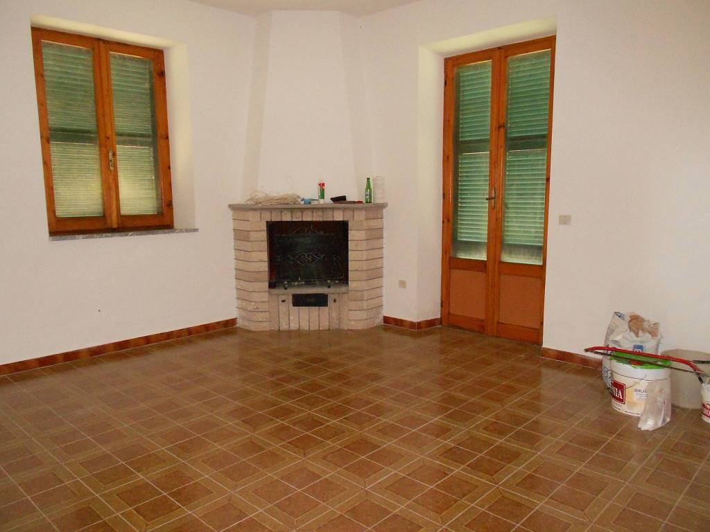 Villa a Onano in Strada Provinciale Soranese - Foto 3