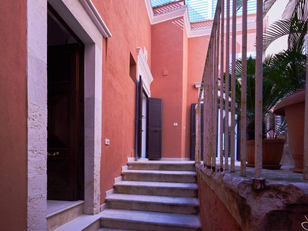 Casa indipendente a Polignano a mare in Via Innocente Tanese - Foto 3