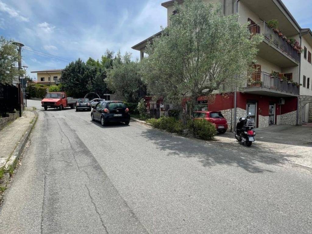 Immobile a Castrolibero in Via Enzo Ferrari, 77 - Foto 2