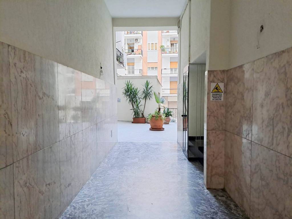 Appartamento a Cosenza in Via delle Medaglie d'Oro - Foto 2