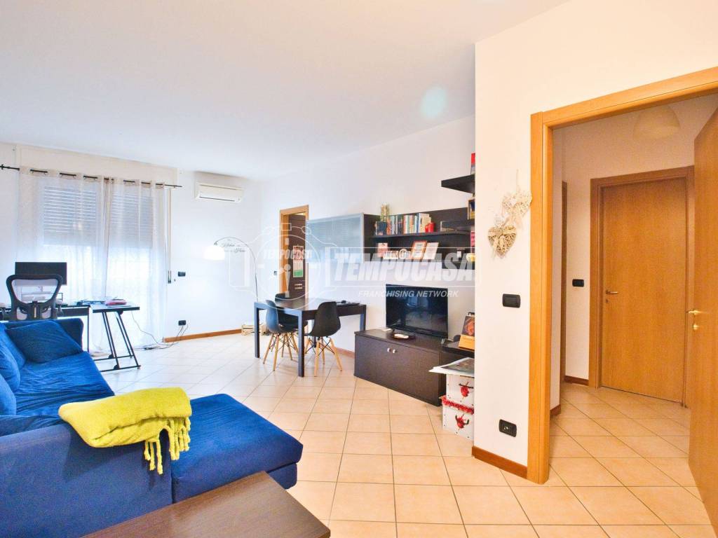 Appartamento a Galliate in Via Novara - Foto 3
