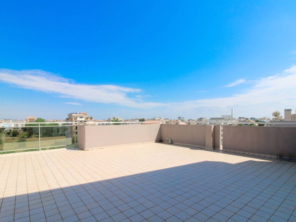 Appartamento a Alba adriatica in Via Carlo Alberto Dalla Chiesa, 10 - Foto 3