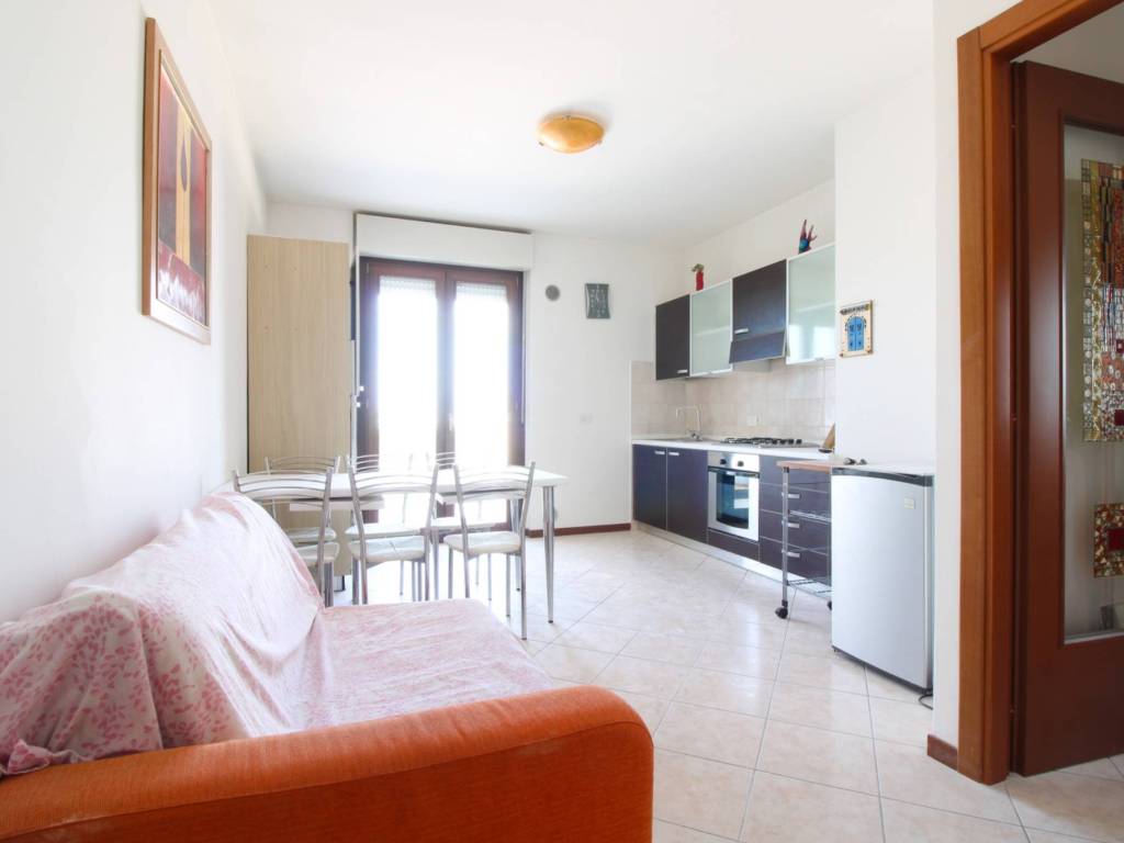 Appartamento a Alba adriatica in Via Carlo Alberto Dalla Chiesa, 10 - Foto 5