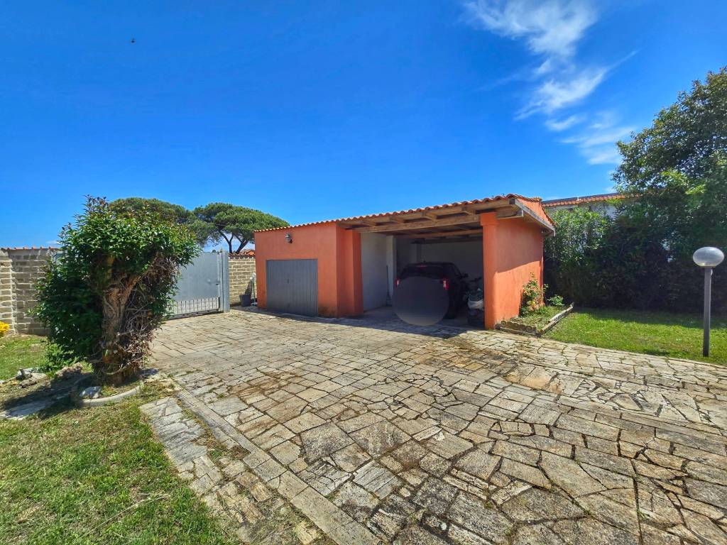 Villa a Aprilia in Via della Primavera - Foto 4