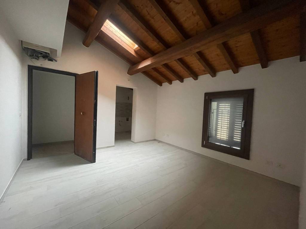 Appartamento a Reggio emilia in Via Guido Riccio Fogliani - Foto 2