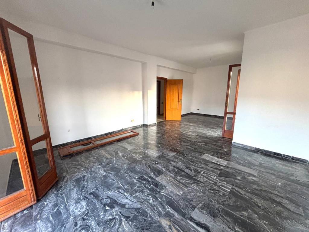 Appartamento a Lamezia terme in Via San Martino - Foto 4