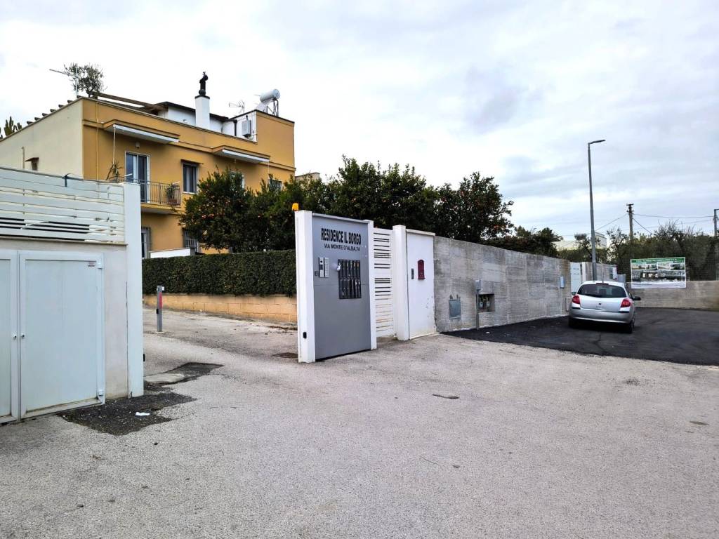 Villa a Trani in Via Monte d'Alba - Foto 2