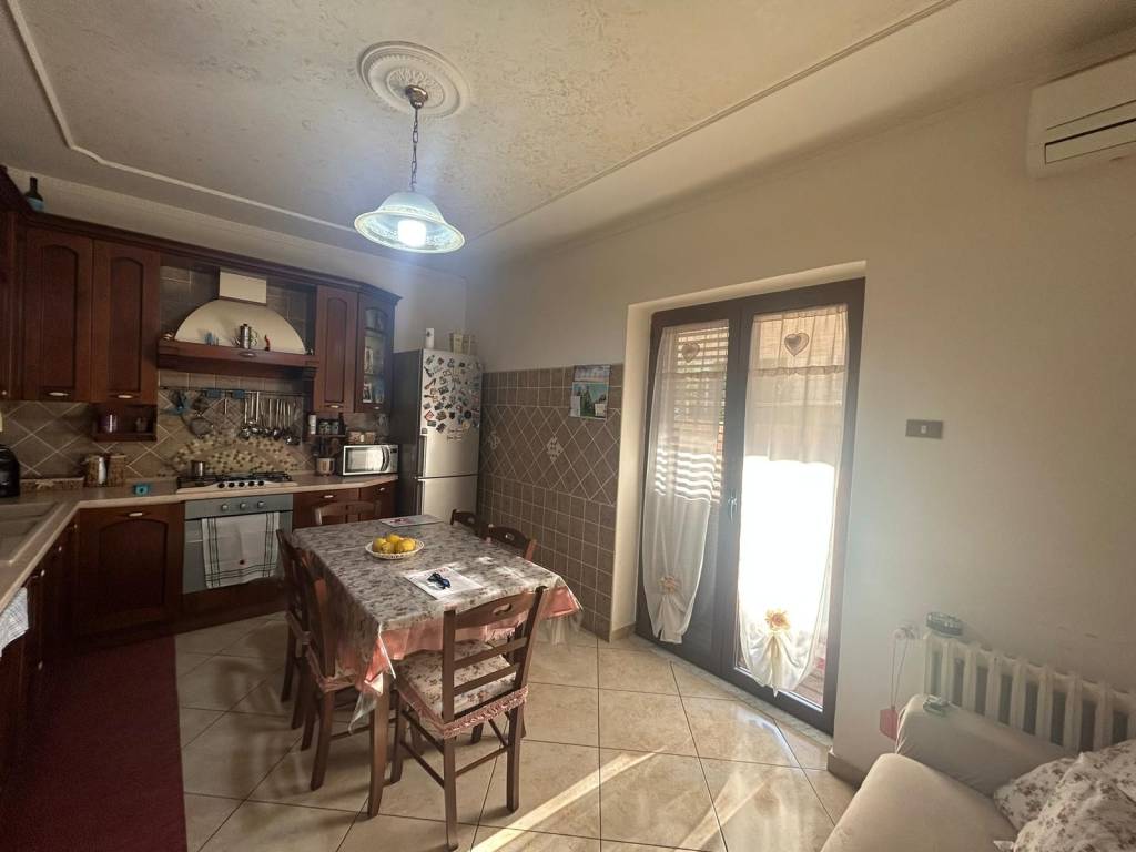 Casa indipendente a San nicola manfredi in Via Giardino - Foto 4