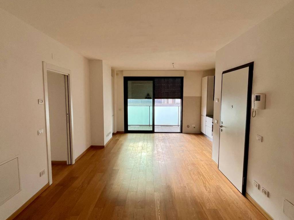 Appartamento a Como in Via Giorgio Giulini, 14 - Foto 4