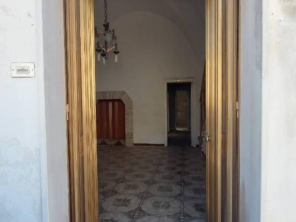 Casa indipendente a Melendugno in Piazza Monsignor Durante, 9 - Foto 2
