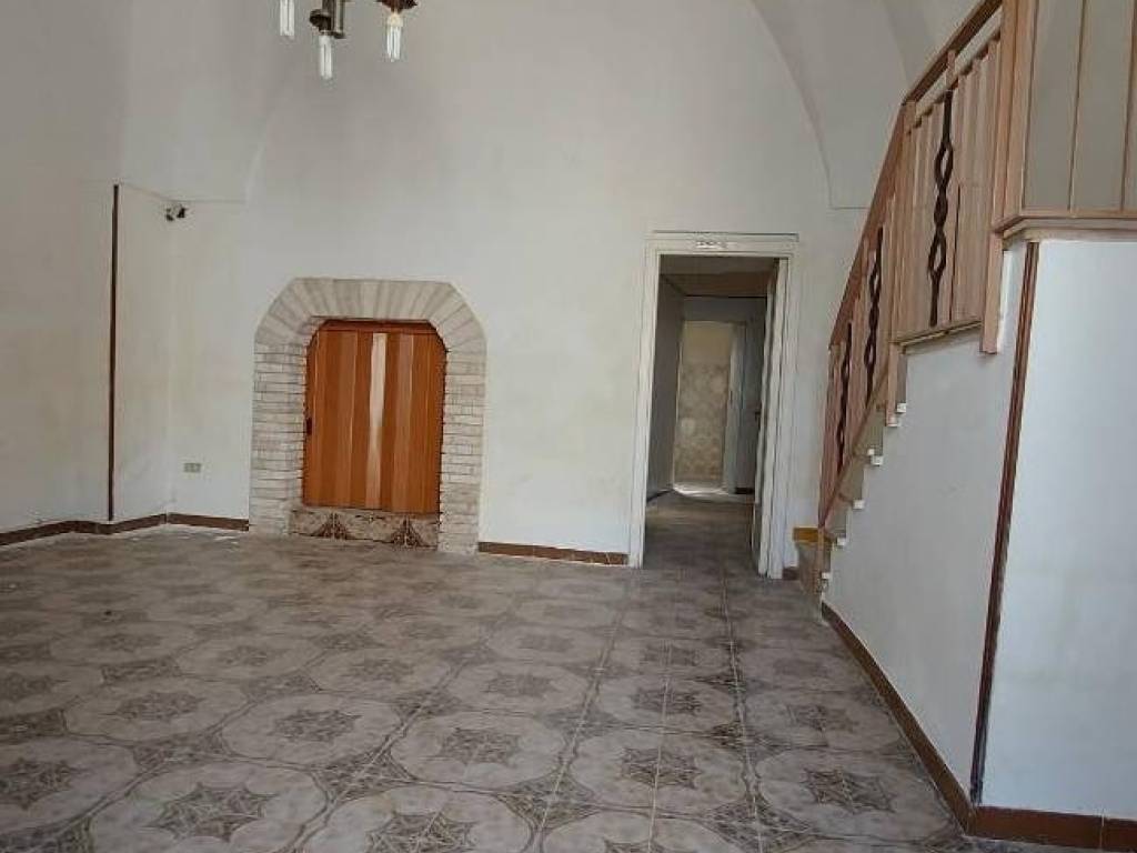 Casa indipendente a Melendugno in Piazza Monsignor Durante, 9 - Foto 3