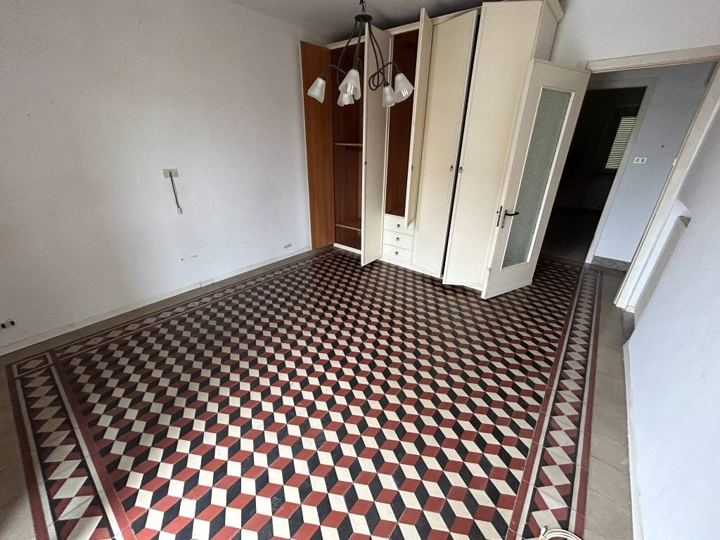 Casa indipendente a Alessandria in Via Casale - Foto 3