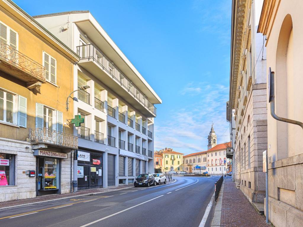 Immobile a Arona in Corso della Liberazione - Foto 4