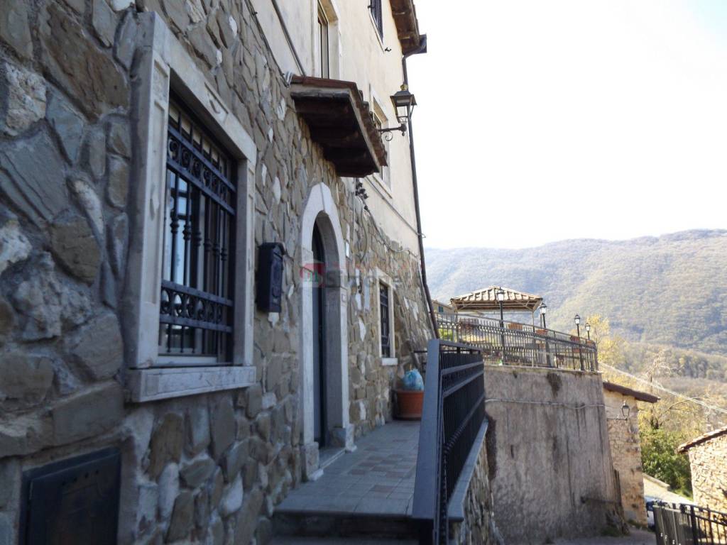Rustico / casale a Pereto in Vicolo II dell'Ospedale, 11 - Foto 2