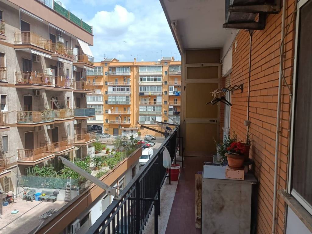 Appartamento a Taranto in via fiume, 30 - Foto 2