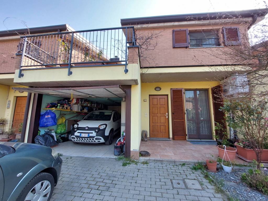 Villetta a schiera a Gerenzano in Via Ernesto Teodoro Moneta - Foto 3