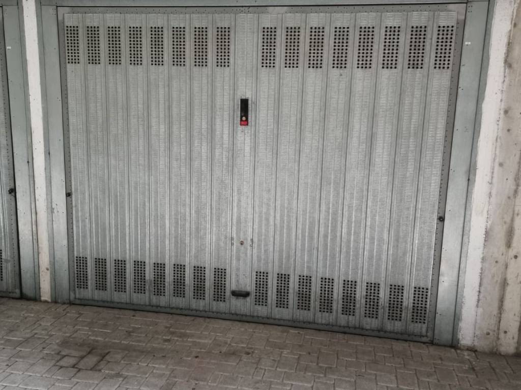 Box / garage a Merone in Via Alessandro Manzoni - Foto 3