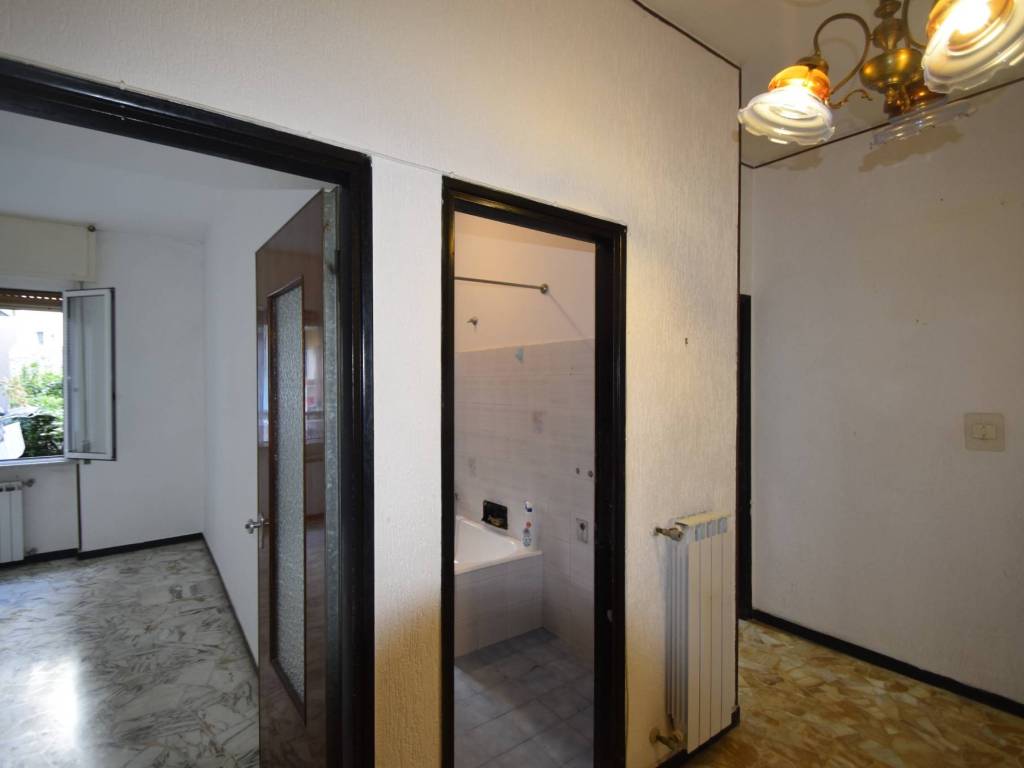 Appartamento a Spotorno in Via Giuseppe Verdi, 7 - Foto 4