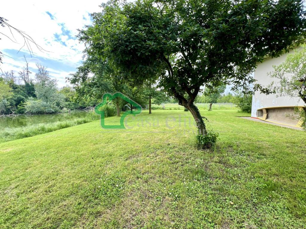Villa a Cavenago d'adda in SP26 - Foto 2