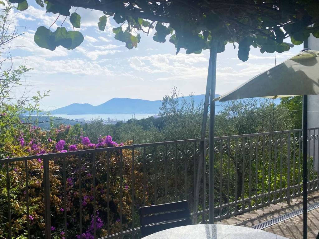 Villa a La spezia in Viadelmonte S.N.C. - Foto 2