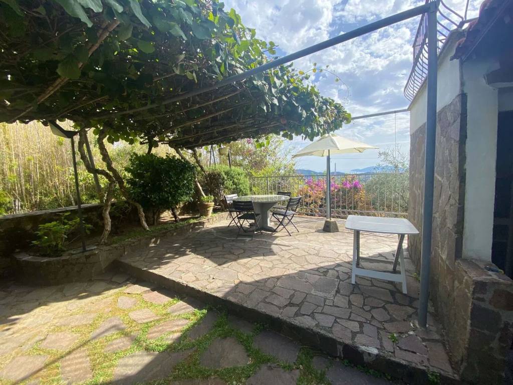 Villa a La spezia in Viadelmonte S.N.C. - Foto 3
