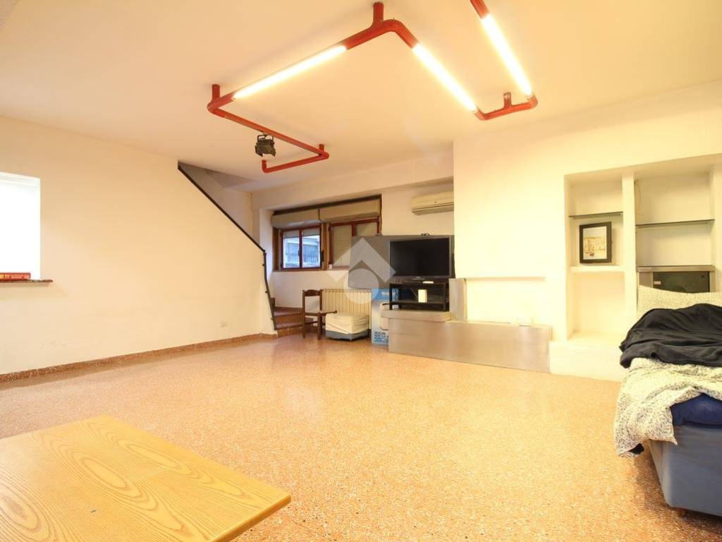 Appartamento a Casalecchio di reno in Via Caduti di Melissa, 14 - Foto 4