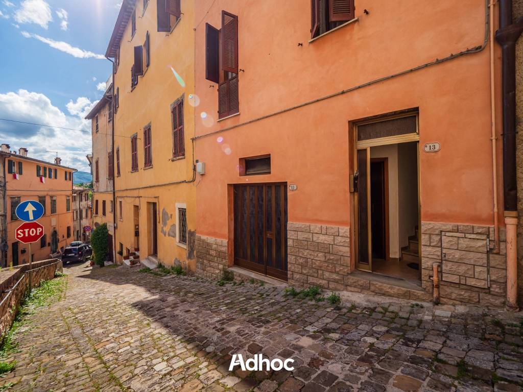Casa indipendente a Fossombrone in Via La Peia, 13 - Foto 3