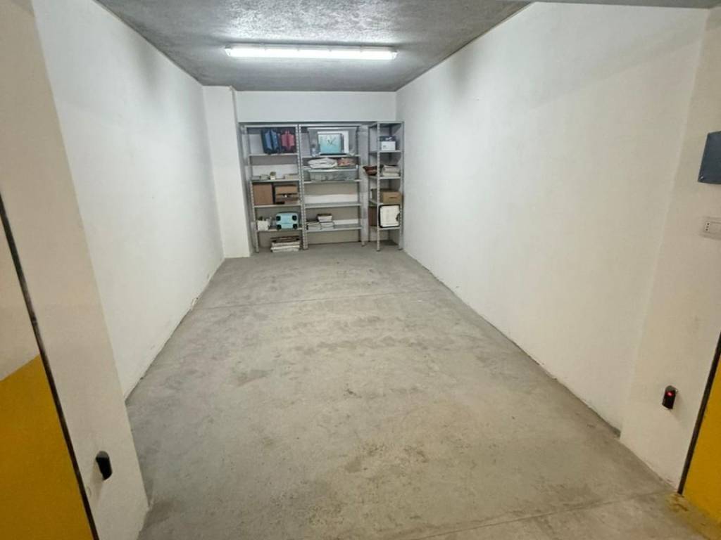 Box / garage a Caltanissetta in Viale della Regione, 40 - Foto 4