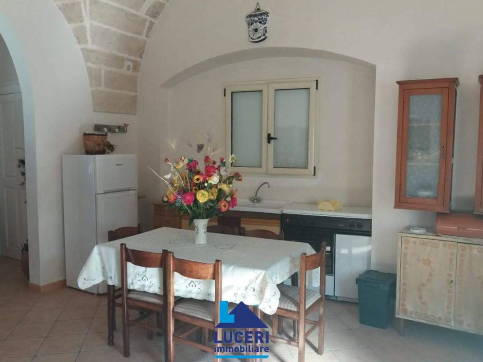 Casa indipendente a Taviano in Via Umberto I - Foto 5