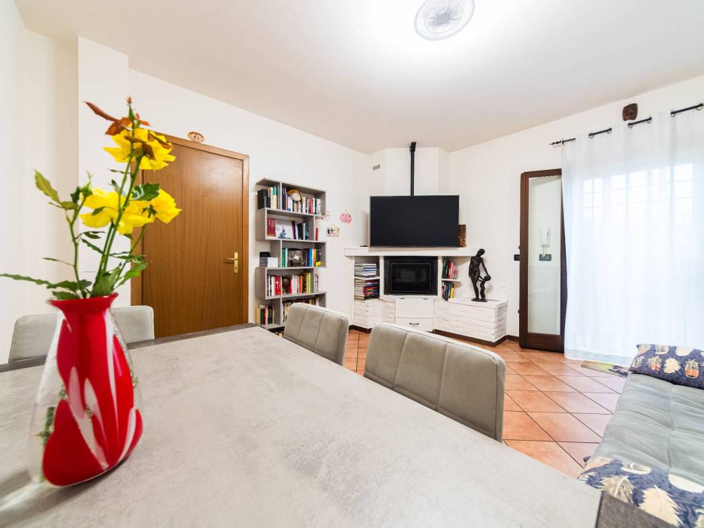 Casa indipendente a Castelfranco emilia in Via Piumazzo, 108 - Foto 2