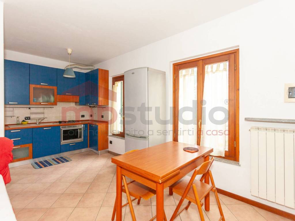 Appartamento a Tradate in Via Giuseppe Parini - Foto 3