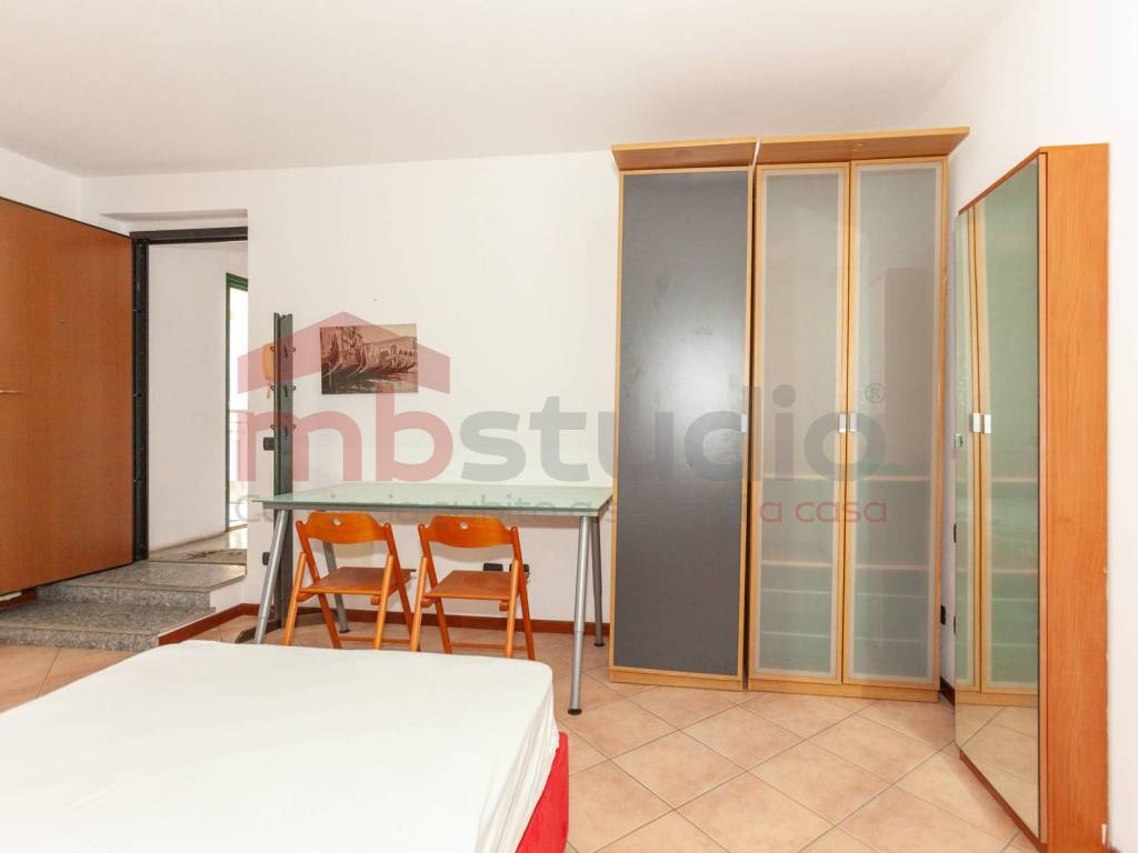 Appartamento a Tradate in Via Giuseppe Parini - Foto 5