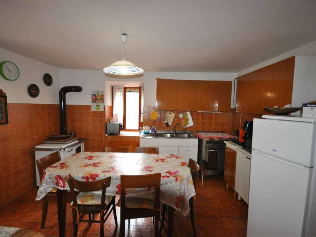Casa indipendente a Antrona schieranco in Via don francesco cerutti, 23 - Foto 5