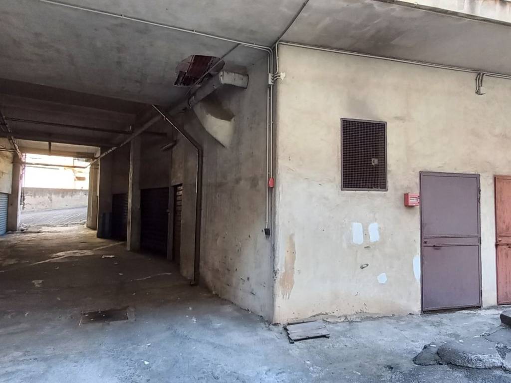 Box / garage a Catania in Via Amedeo Modigliani, 19 - Foto 2