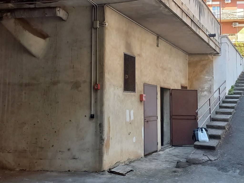 Box / garage a Catania in Via Amedeo Modigliani, 19 - Foto 4