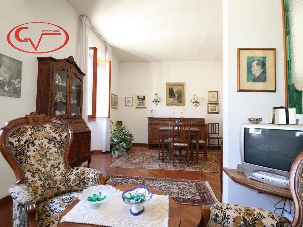 Appartamento a Montevarchi in Via Trento - Foto 3