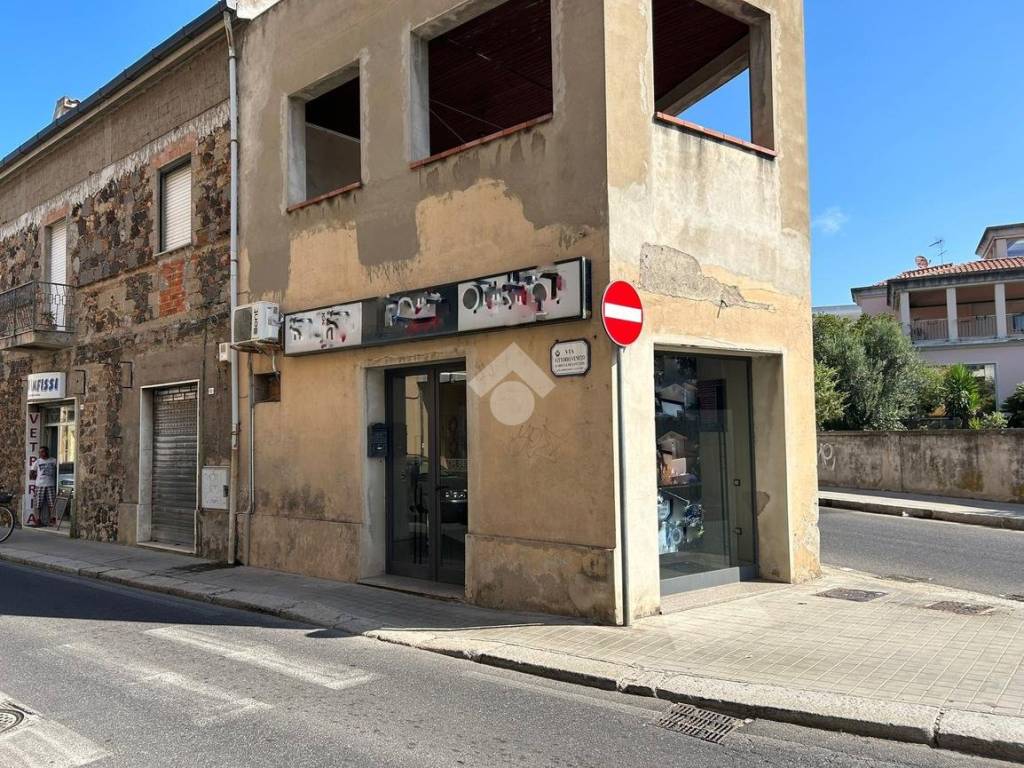 Immobile a Oristano in VIA VITTORIO VENETO, 82 - Foto 3