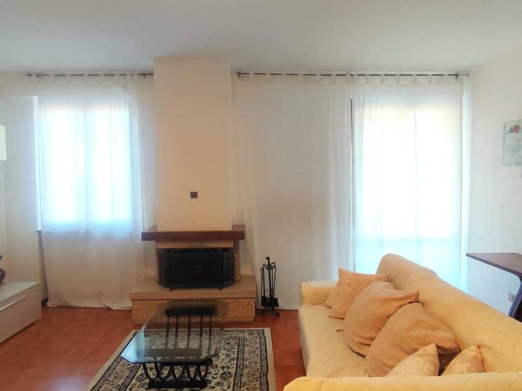 Appartamento a Landriano in Piazza Enrico Mattei, 2 - Foto 3