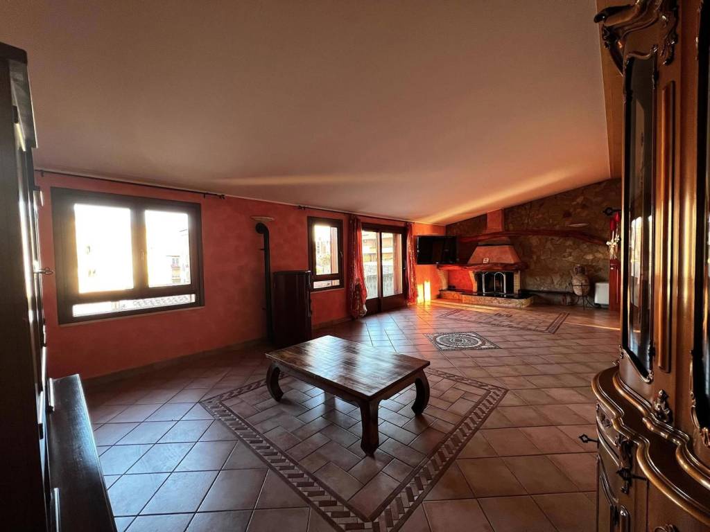 Appartamento a Quartu sant'elena in Via Cilea - Foto 4
