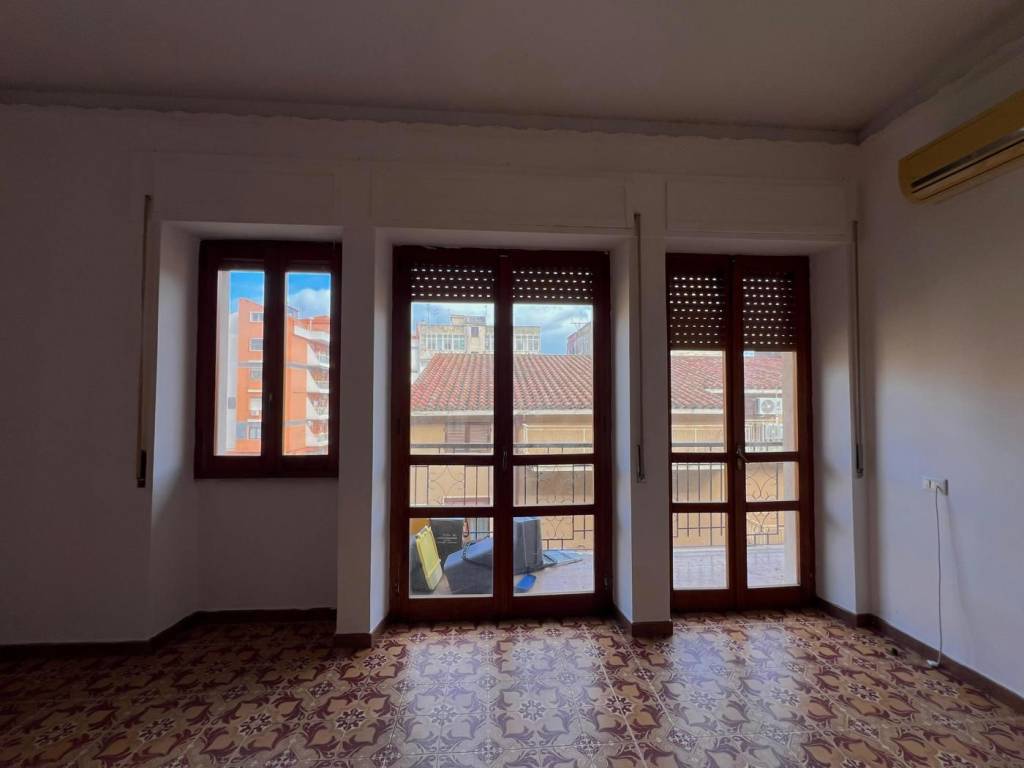 Appartamento a Quartu sant'elena in Via Cilea - Foto 2
