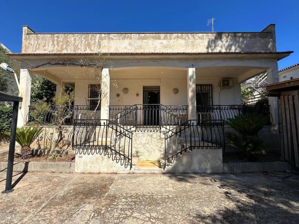 Villa a Avola in Via dei Pini, snc - Foto 2