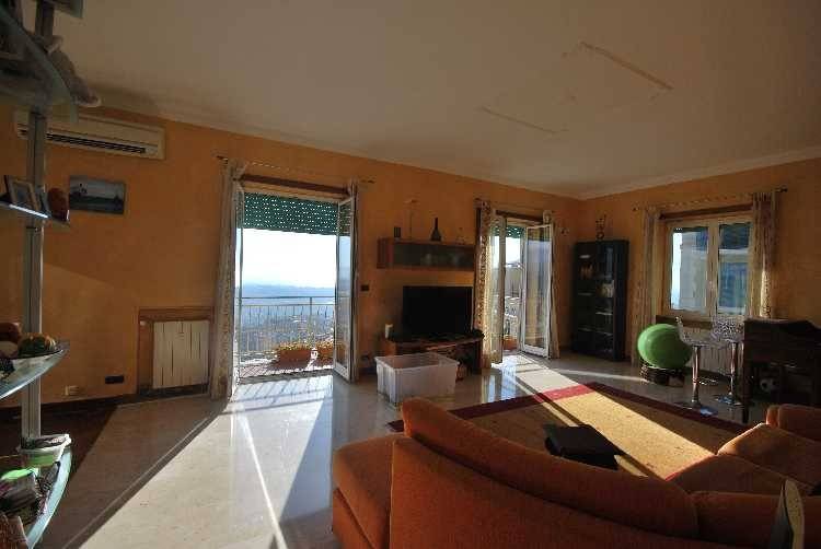 Appartamento a Genova in Via Cesare Cabella - Foto 3