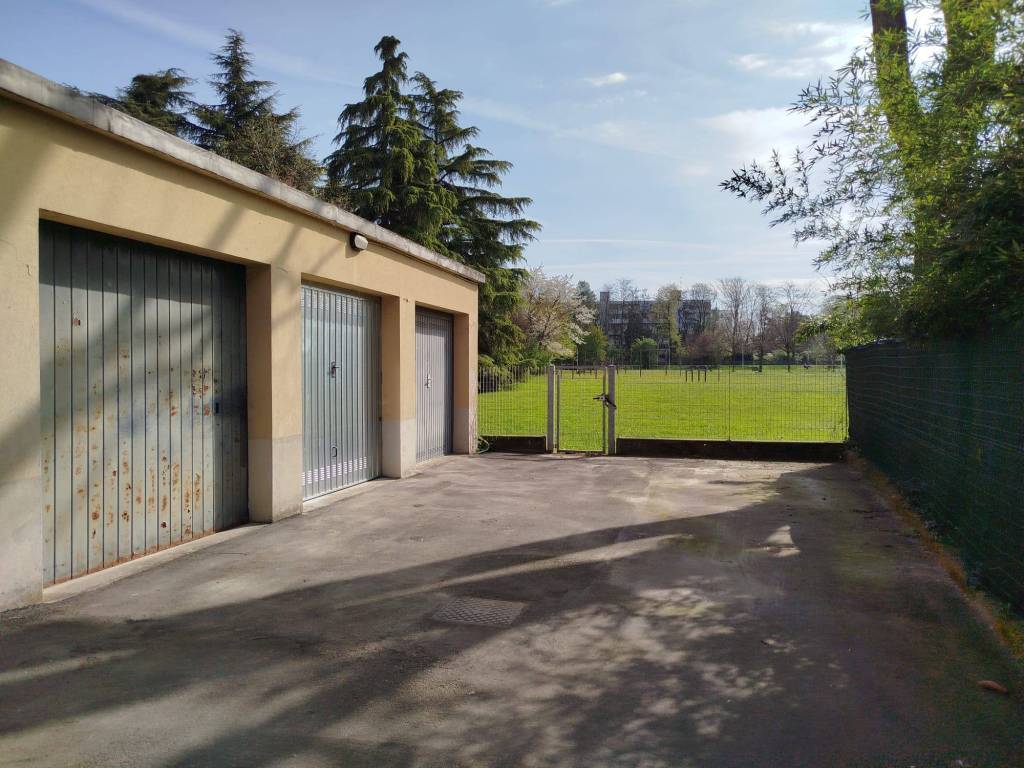 Box / garage a Parma in Via Carlo Innocenzo Frugoni - Foto 4