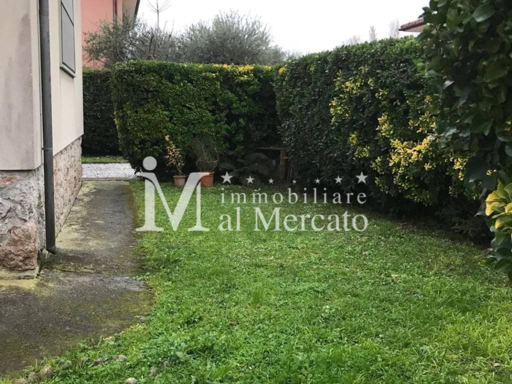 Casa indipendente a Pietrasanta in Via Serraglio, , 135 - Foto 3