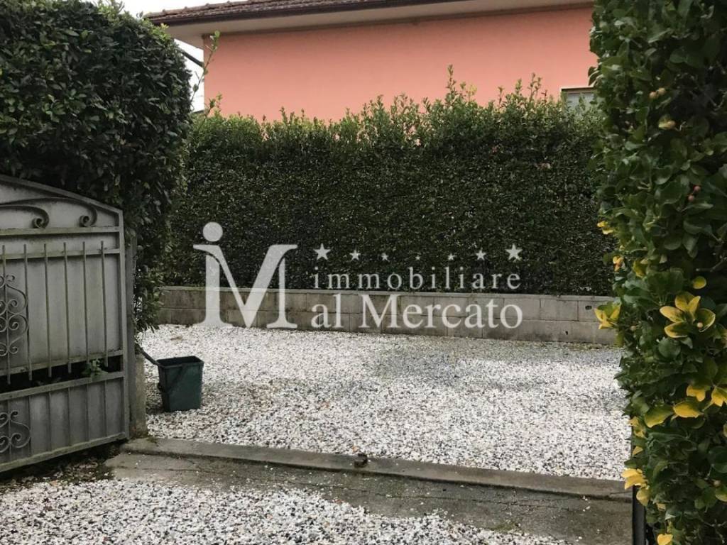 Casa indipendente a Pietrasanta in Via Serraglio, , 135 - Foto 5
